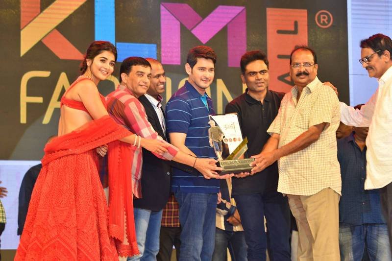 Maharshi-Movie-Vijayotsavam-Function-10