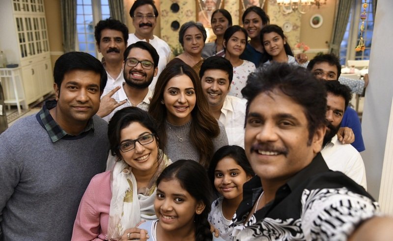 Manmadhudu-2-Working-Stills-02