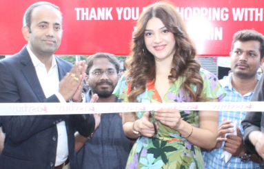 Mehreen-Launches-Easybuy-Store-10