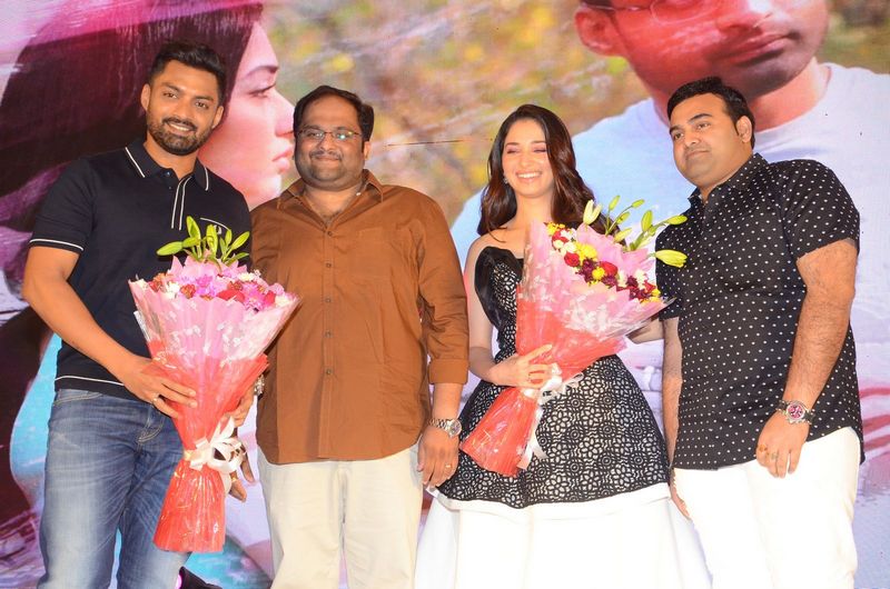 Naa-Nuvve-Movie-Audio-Launch-04