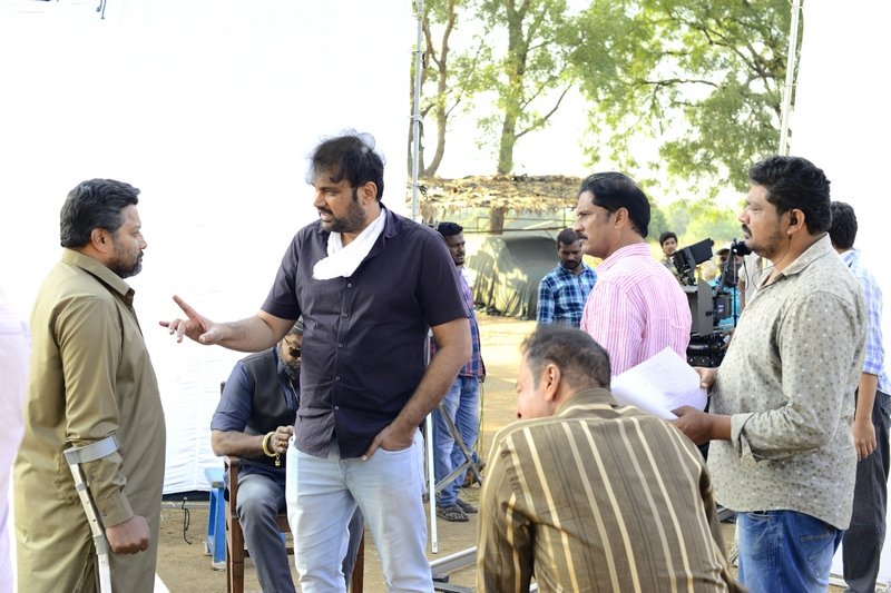 Naa-Peru-Surya-Working-Stills-06