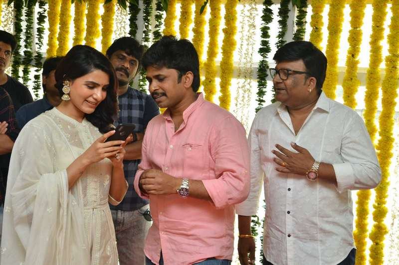 Naga-Chaitanya-and-Samantha-New-Movie-Launch-08