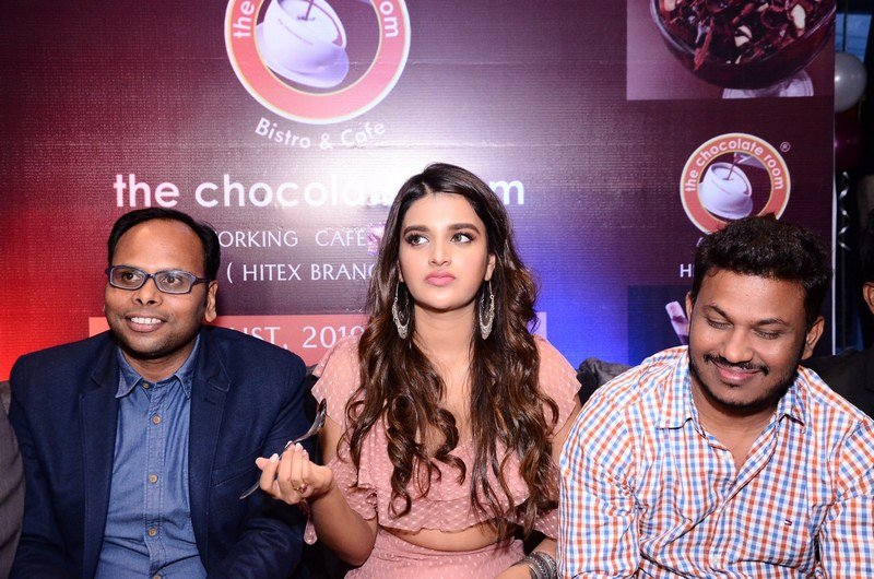 Nidhi-Agarwal-Launches-Chocolate-Room-Store-05