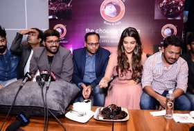 Nidhi-Agarwal-Launches-Chocolate-Room-Store-04