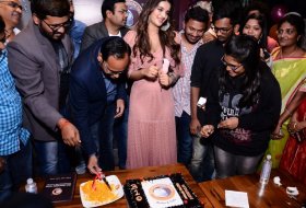 Nidhi-Agarwal-Launches-Chocolate-Room-Store-06