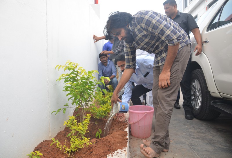 Pawan Kalyan Accepts Haritha Haram Challenge Photos