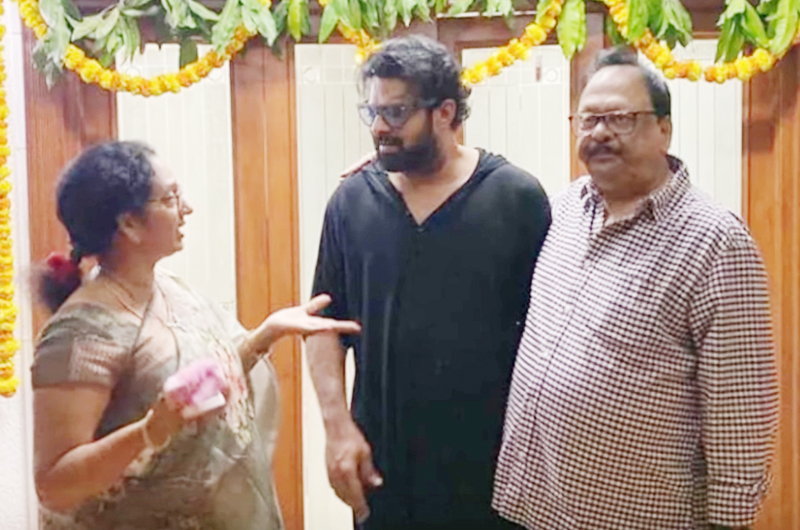 Prabhas Celebrates Diwali With His Family