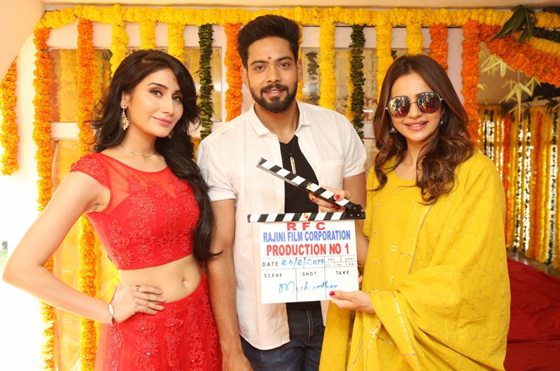 Rakul-Preet-Brother-Aman-Movie-10