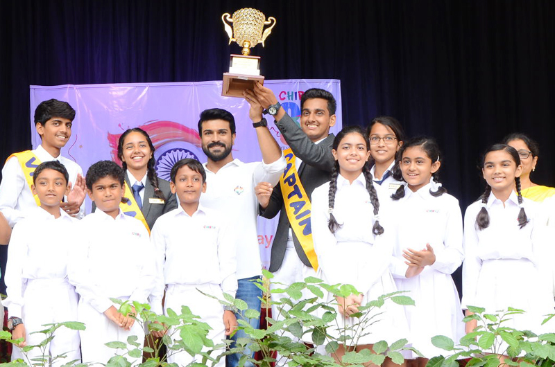 Ram-Charan-Celebrates-Independence-Day-In-Chirec-School-01