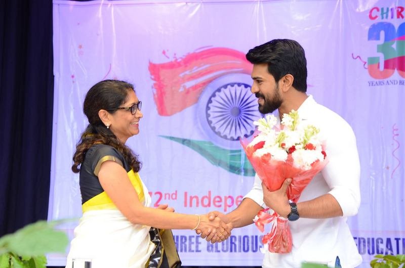 Ram-Charan-Celebrates-Independence-Day-In-Chirec-School-07