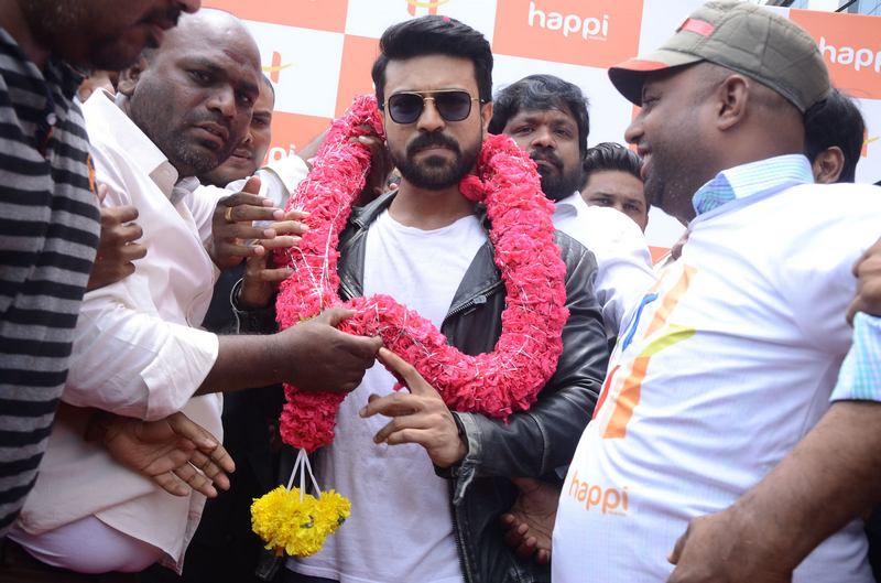 Happi Mobiles Launch by Ram Charan | Photo 8of 12 | Ram-Charan-Launches-Happi-Mobiles-Store-05 | Ram Charan Launches Happi Mobiles Store