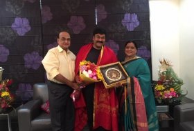 Roja-Ramani-And-Chakrapani-Wishes-Chiranjeevi-05