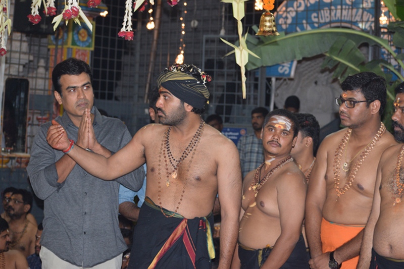 Sharwanand Conduct Ayyappa Swamy Pooja At Film Nagar Temple