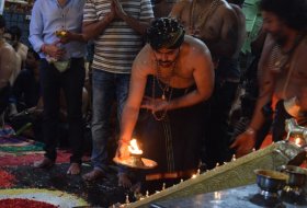 Sharwanand-Conduct-Ayyappa-Swamy-Pooja-At-Film-Nagar-Temple-11