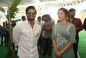 Sudheer-Babu-and-Mehreen-Movie-Launch-05