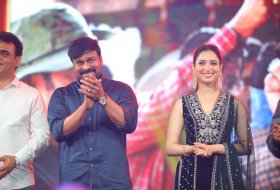 Sye-Raa-Movie-Press-Meet-in-Bangalore-07