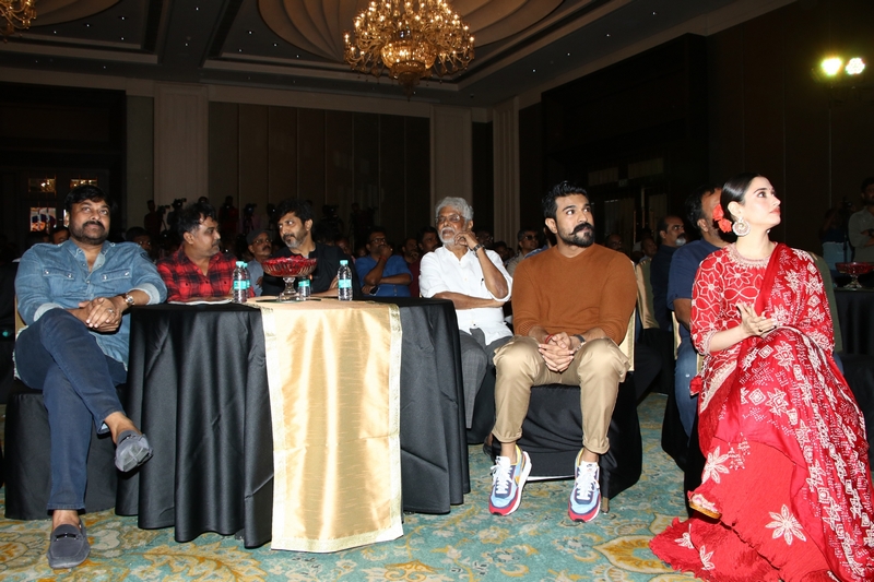 Sye Raa Tamil Grand Press Meet | Sye-Raa-Movie-Press-Meet-in-Chennai-04 | Tamannaah | Photo 9of 12