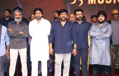 Sye-Raa-Narasimha-Reddy-Movie-Pre-Release-Event-Photos-19