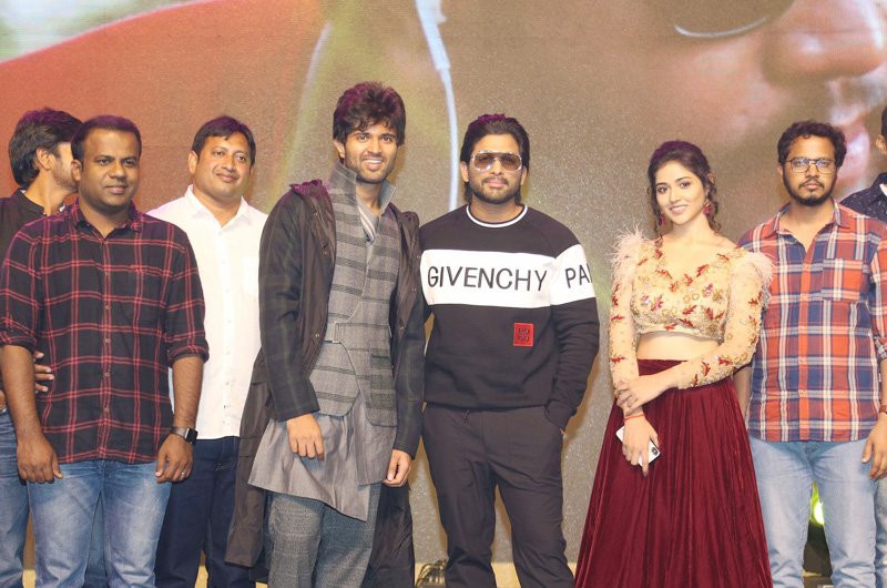 Taxiwala-Movie-Pre-Release-Event-10