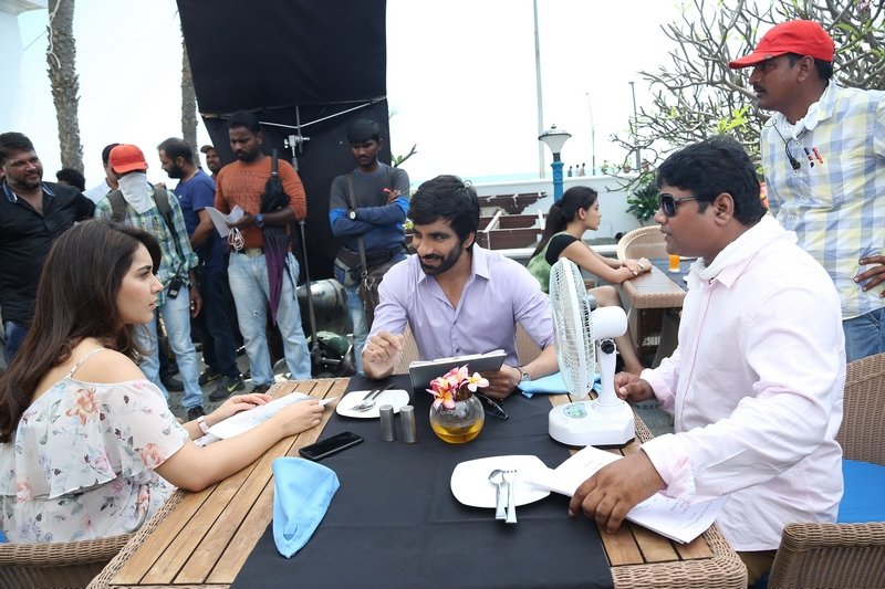 Touch-Chesi-Chudu-Working-Stills-07