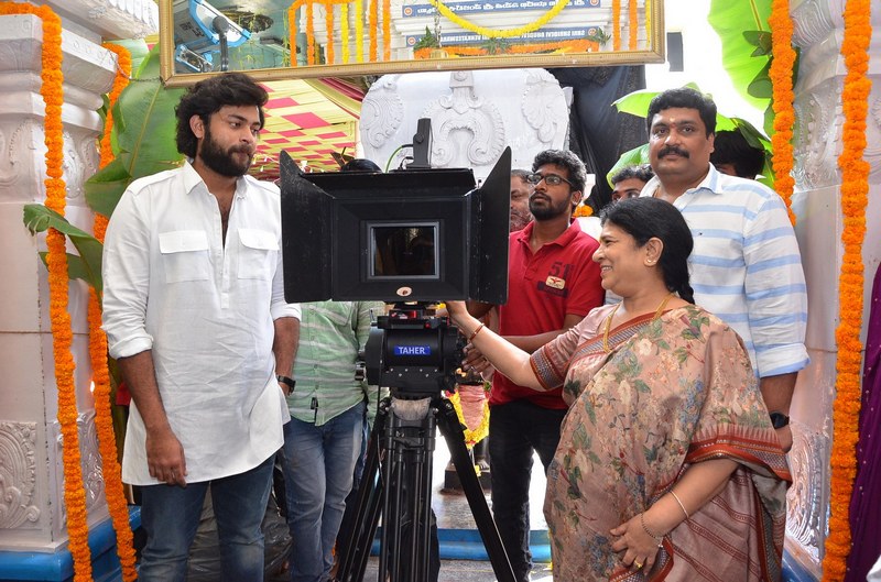 Varun-Tej-New-Movie-Launch-08