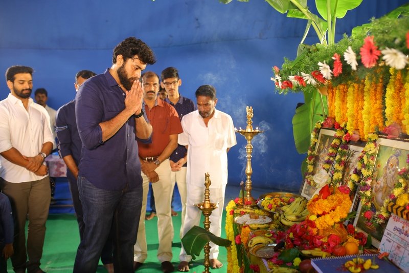 Varun-Tej-New-Movie-Opening-Photos-07