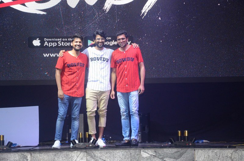 Vijay-Devarakonda-Launches-Rowdy-App-Photos-09