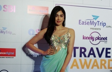 Adah-Sharma-Latest-Pics-04