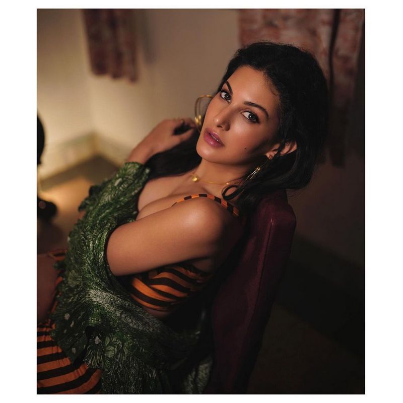 Amyra Dastur New Pics