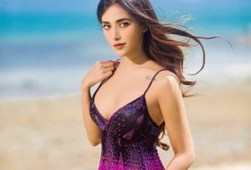 Angela-Krislinzki-Latest-Photos-09