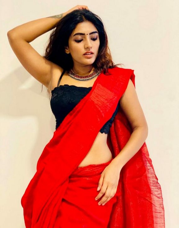 Eesha-Rebba-in-Red-Saree-03