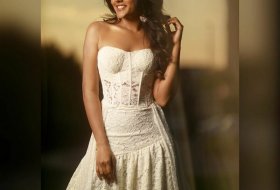 Eesha-Rebba-Stills-08