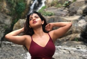 Iswarya-Menon-New-Photos-05