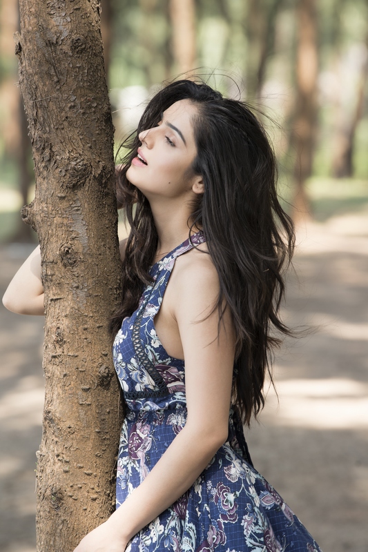 Sidhika-Sharma-Spicy-Photos-07