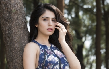 Sidhika-Sharma-Spicy-Photos-11