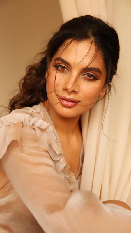 Tanya Hope Latest Stills