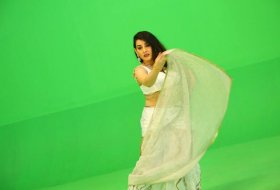 Avalambika-Movie-Stills-03