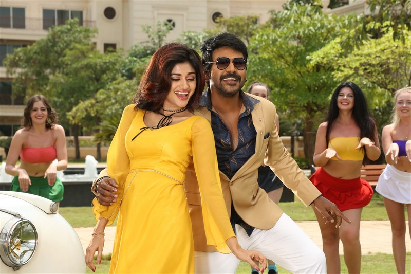 Kanchana-3-Movie-Stills-06