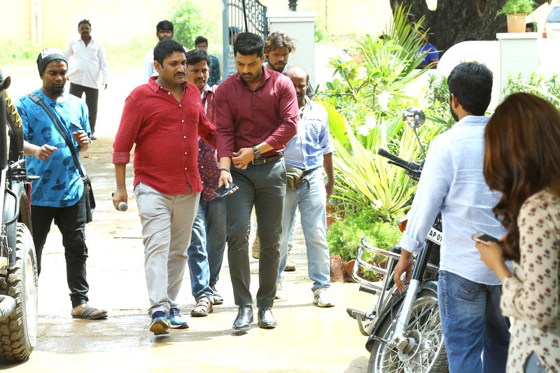 Kalyan Ram MLA Movie Working Stills