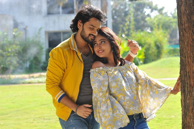 Prema-Katha-chitram-2-Movie-Stills-08