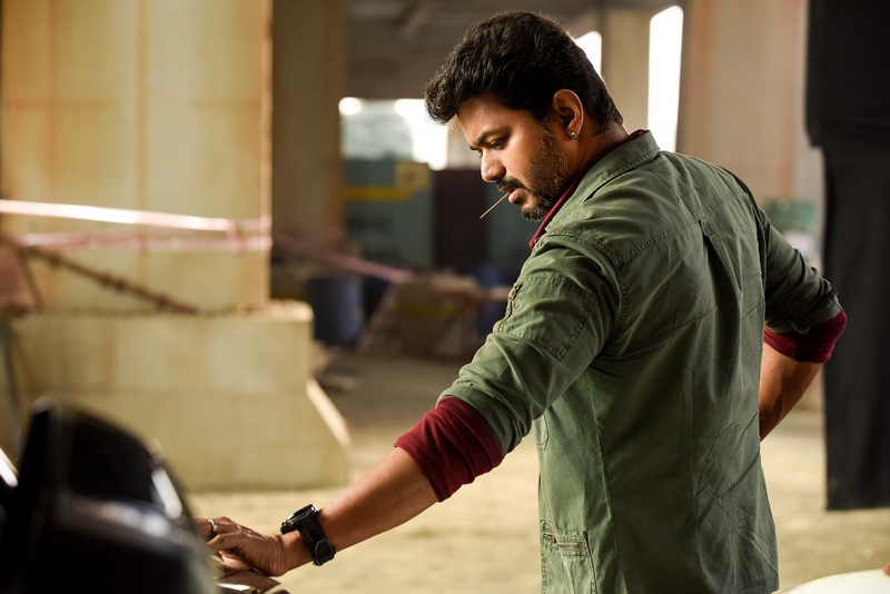 Sarkar-Movie-Stills-03