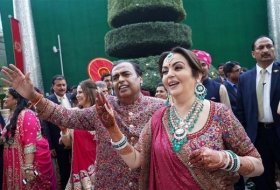 Akash-Ambani-and-Shloka-Mehta-Wedding-Reception-18