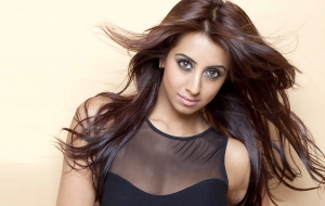 Sanjjanaa-New-Hot-Wallpapers-04