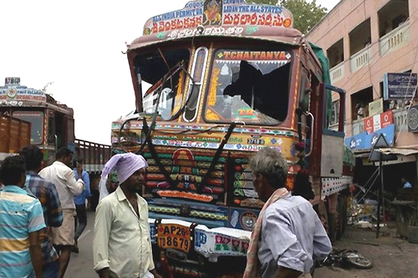 Chittoor Lorry Accident