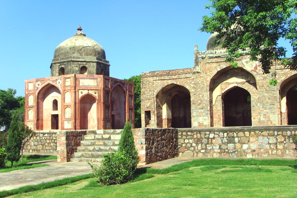 Afsarwala Tomb And Mosque