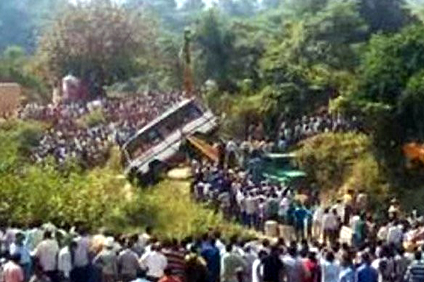 West Bengal Bus Accident Photos