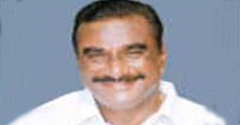 Vanama Venkateswara rao, attack, Lakkineni Surendra, former PRP leader