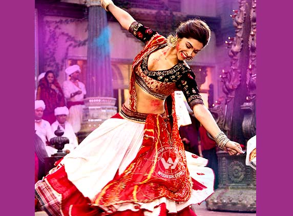 Deepikas raunchy act in Ramleela