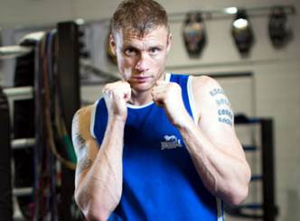 Flintoff fights Richard Dawson in his boxing debut