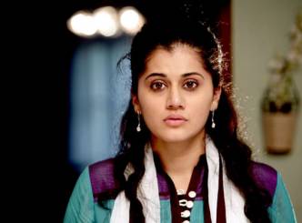 Tapsee replaces Richa for Iddrammailatho
